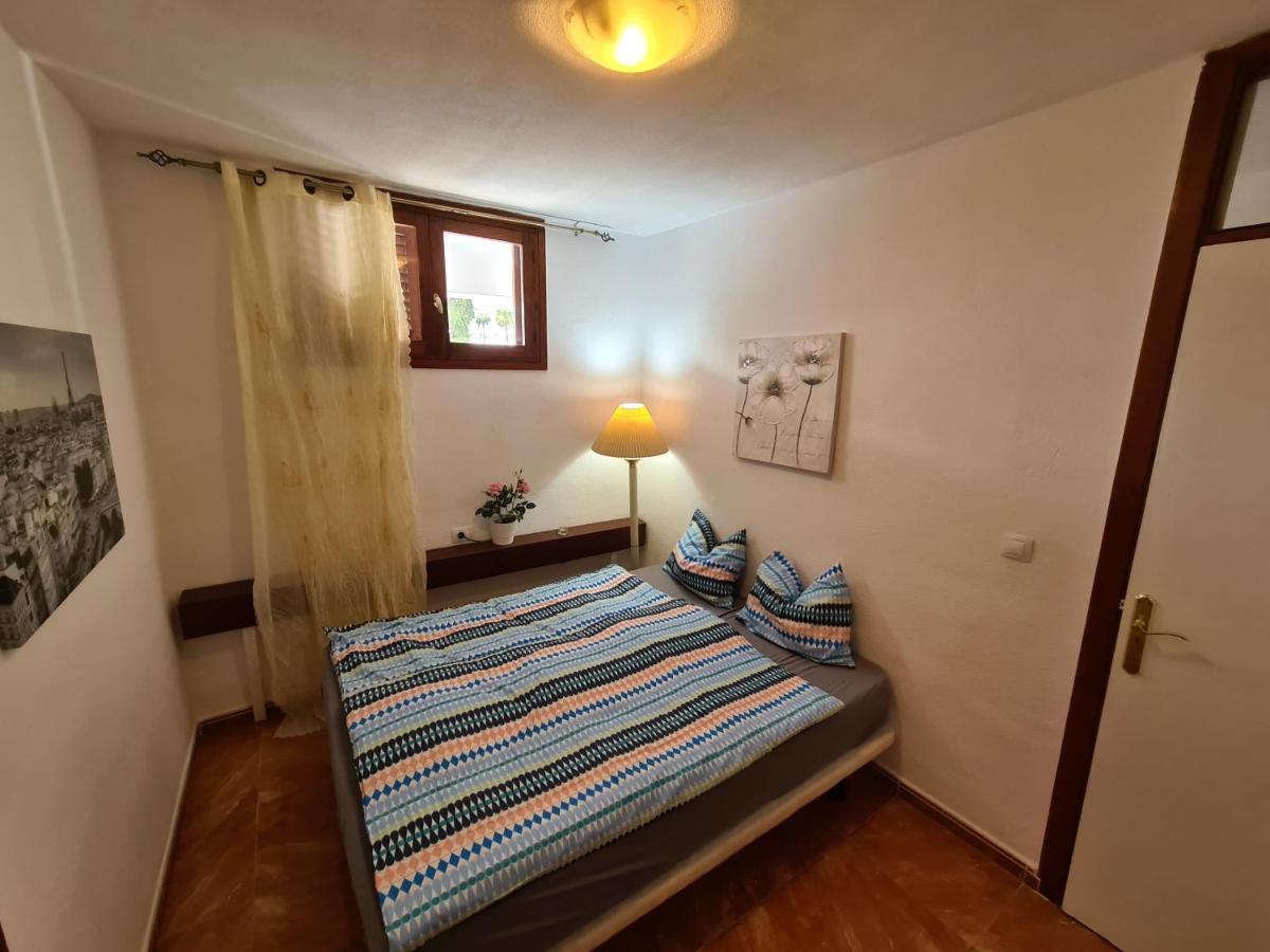 Vida Loca Only 190 Meters To The Sea, Balcony, Sea View, Pool, Wifi Apartment Playa Fanabe Exterior photo