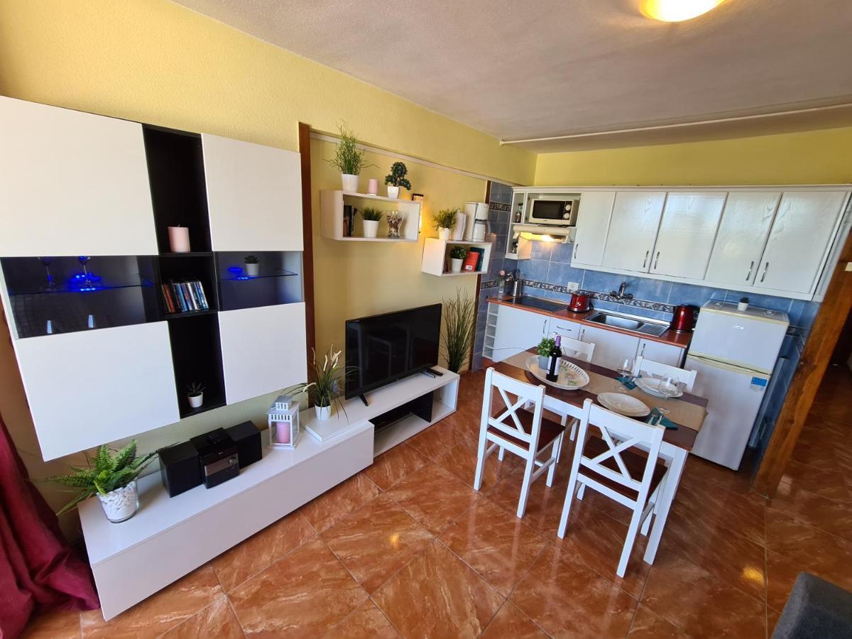 Vida Loca Only 190 Meters To The Sea, Balcony, Sea View, Pool, Wifi Apartment Playa Fanabe Exterior photo